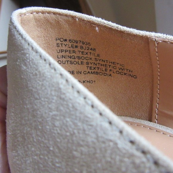 New Pair of J Crew Beige Faux Suede 3" Pointy Toe Heels in Size 10M - Picture 6 of 8
